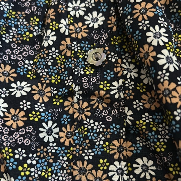 Levi’s Elise Floral Button-Up Blouse - Picture 7 of 11